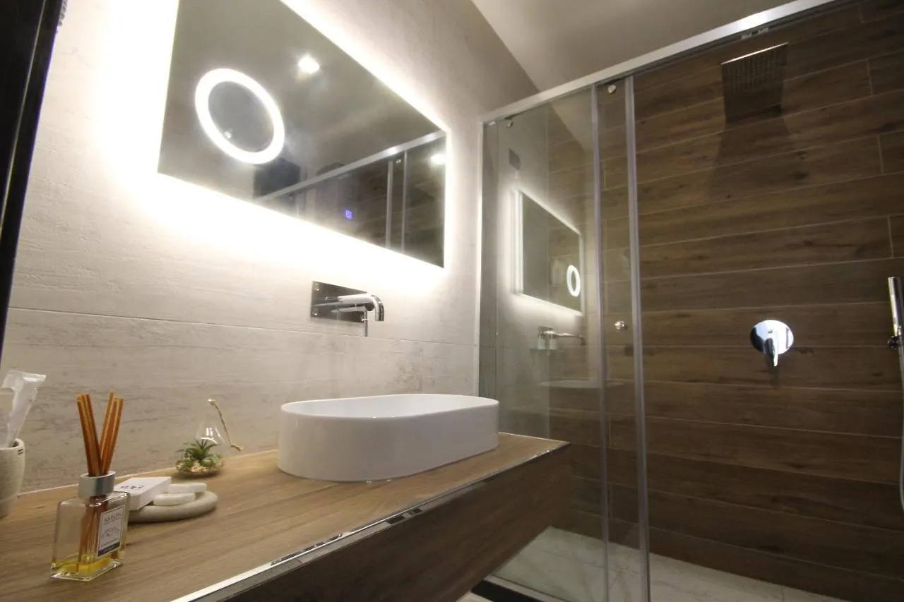Albes Hotel Fier 4*,  Albanien