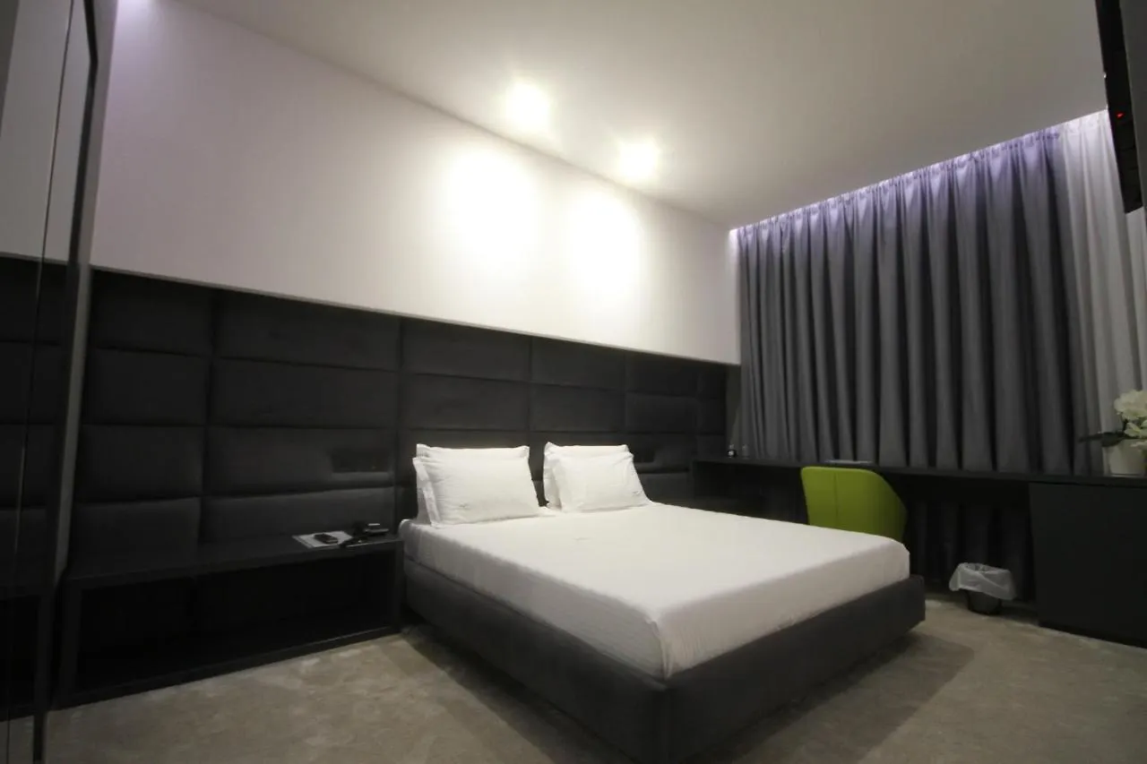****  Albes Hotel Fier Albanien
